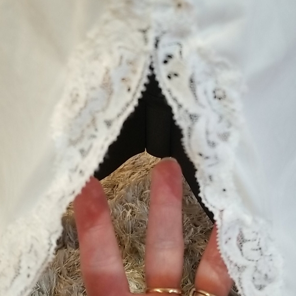 Vintage Half Slip With Lace Detail, Size M - Picture 5 of 9